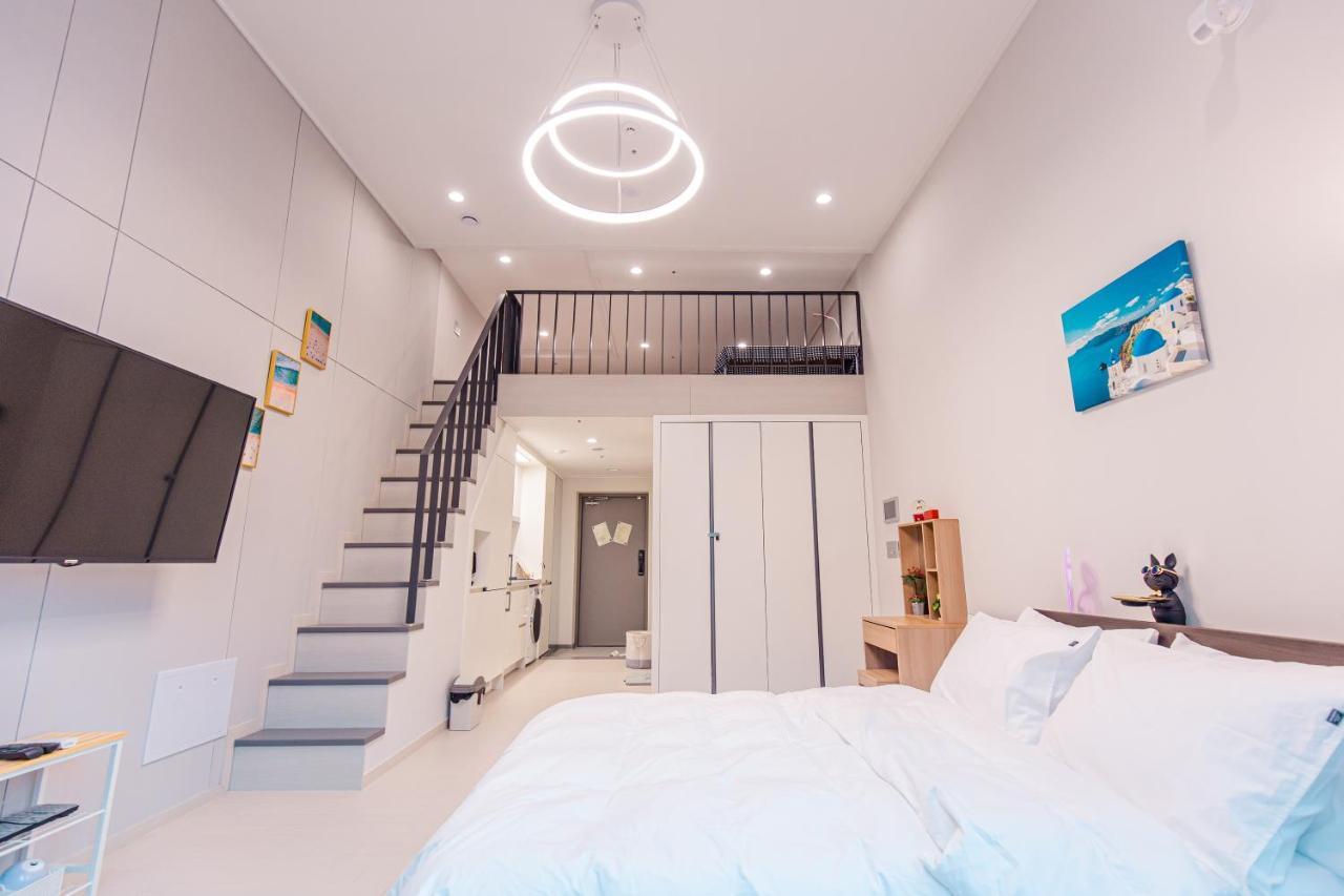 The Castle Ocean Marina Double Suite Yeosu Exteriör bild